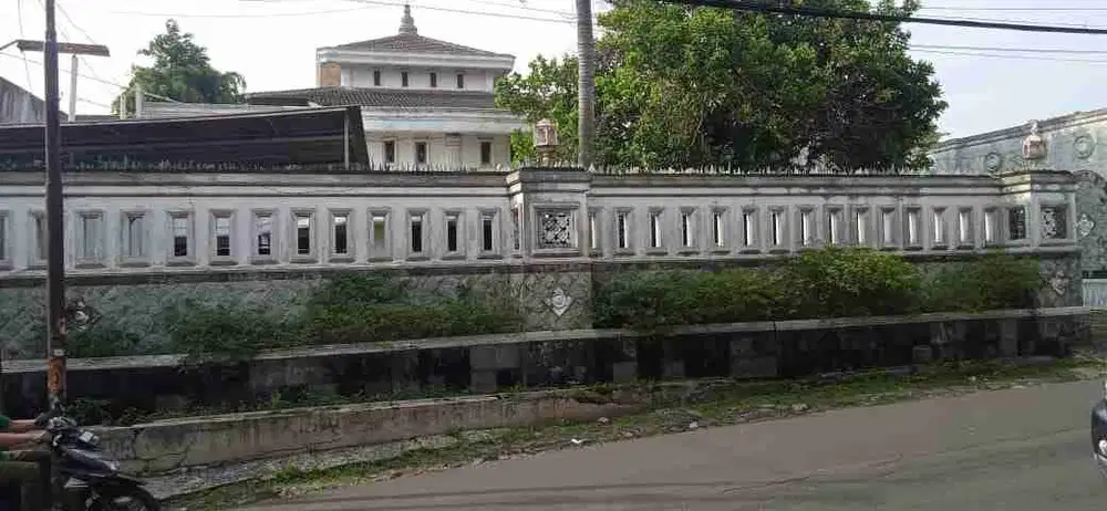 Rumah pinggir jalan Murah di daerah jagakarsa, Jakarta selatan