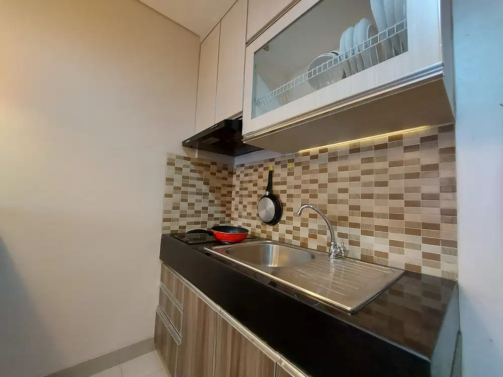 Disewakan apertemen trivium 1br view lake bagus di lippo cikarang