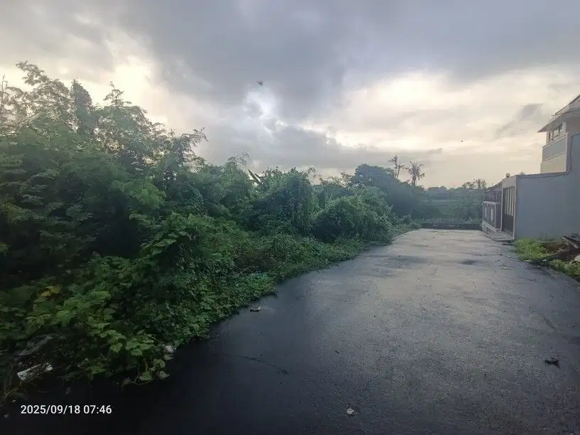 Tanah Datar Siap Bangun dekat Pasar Sempidi Bali