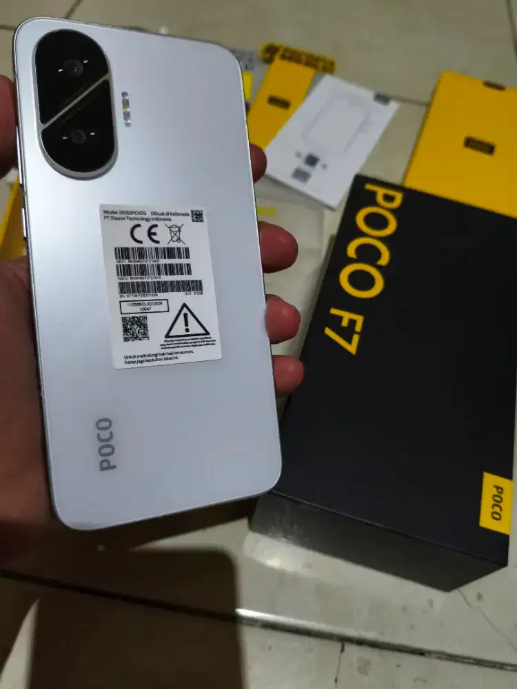 Xiaomi Poco F7 12/512
