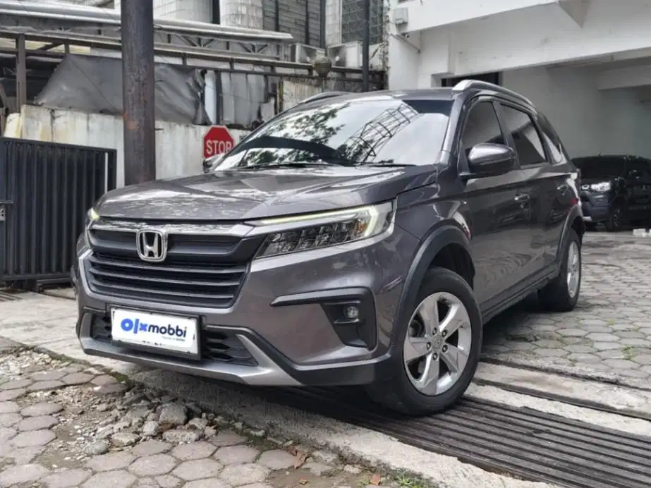 Like New - Honda BR-V 1.5 E Bensin-AT 2022