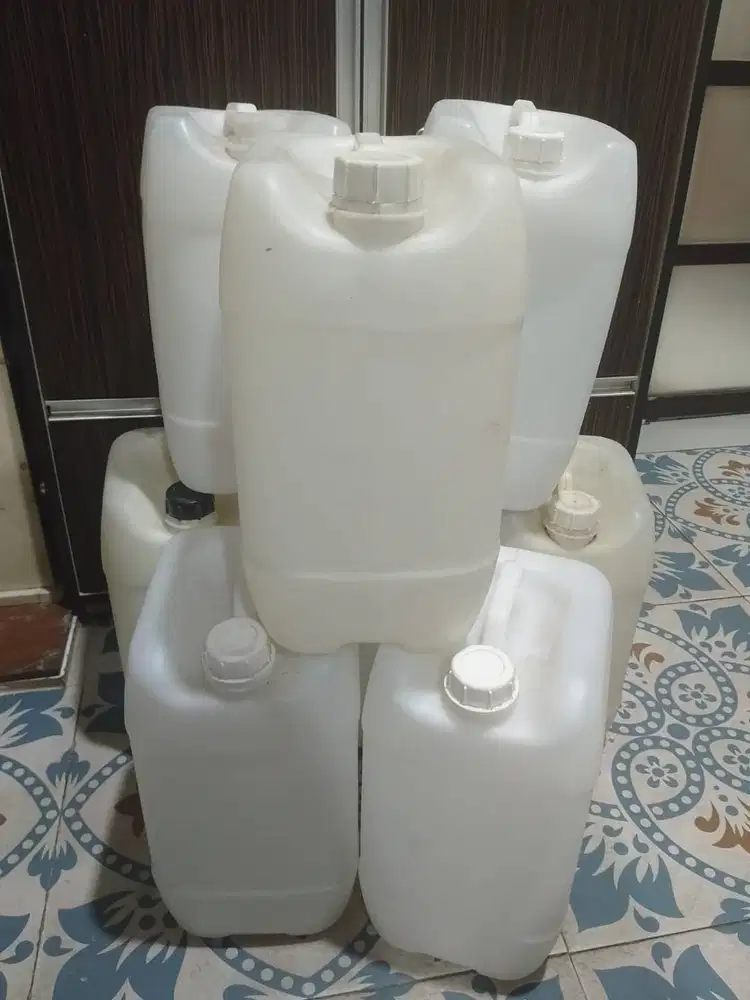 Dijual Jerigen Bekas 20 Liter