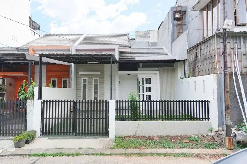 Rumah siap huni cocok untuk pasangan muda