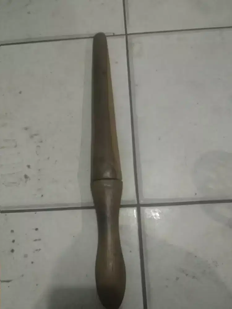 tombak sepuh pamor