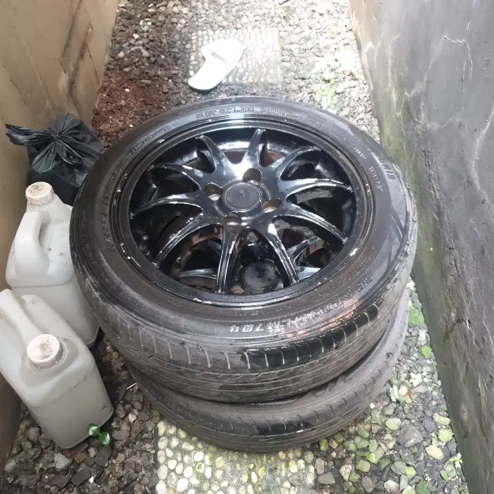 Jazz vtec r15 4x100 OEM + ban apa adanya