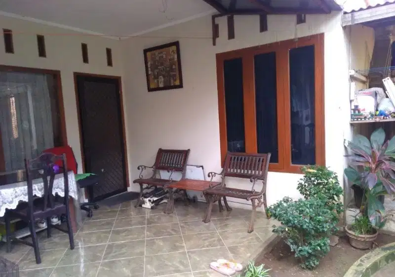 Dijual rumah 2 lantai di Gading Regency Soekarno Hatta dekat Al Islam