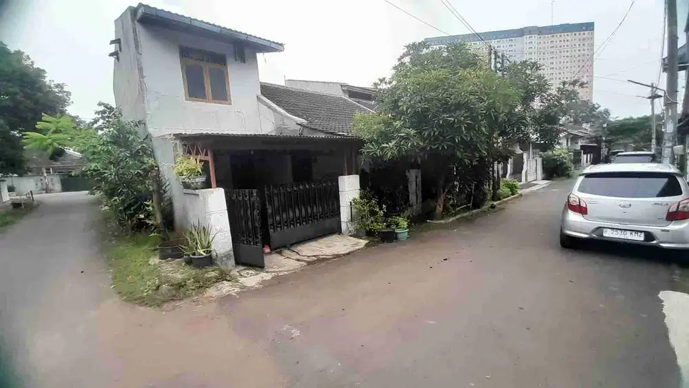 Dijual Rumah Hook di Bukit Indah Serua Ciputat