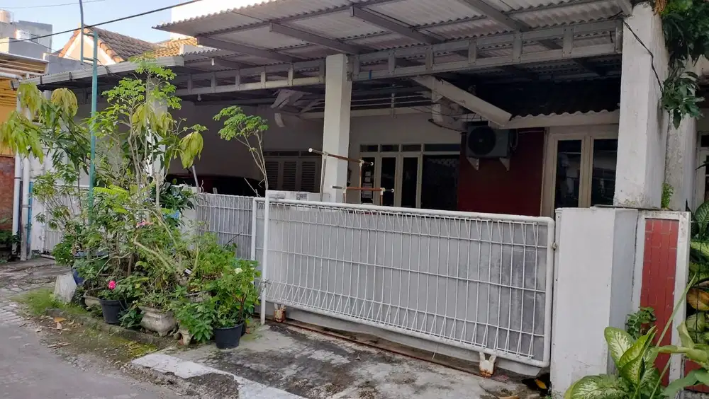1958. BO  Dijual Rumah di Wiguna Tengah Surabaya Timur