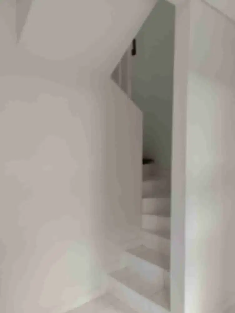 DIJUAL RUMAH CLUSTER MALIBU VILLAGE