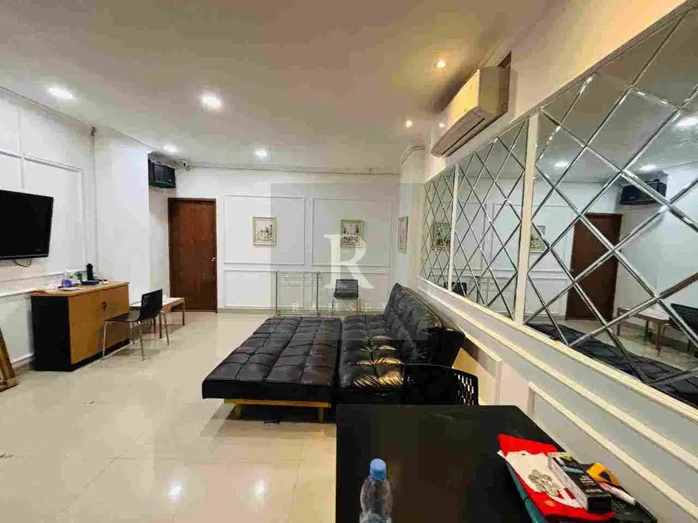 Dijual Ruko 4 lantai LT 67m2 LB 180m2 Mutiara taman Palem