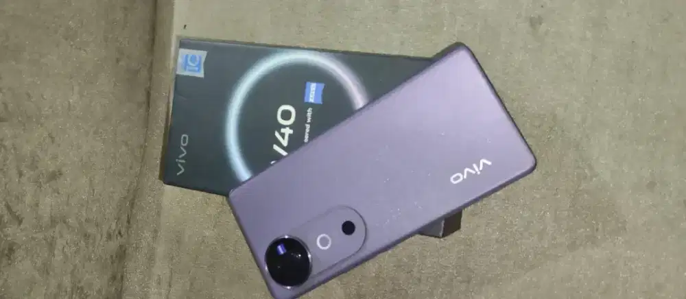 Vivo V40 5G Zeizz 12/256 Gb