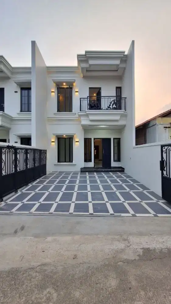 Rumah Di Jual Dekat Alun Alun Siap Huni