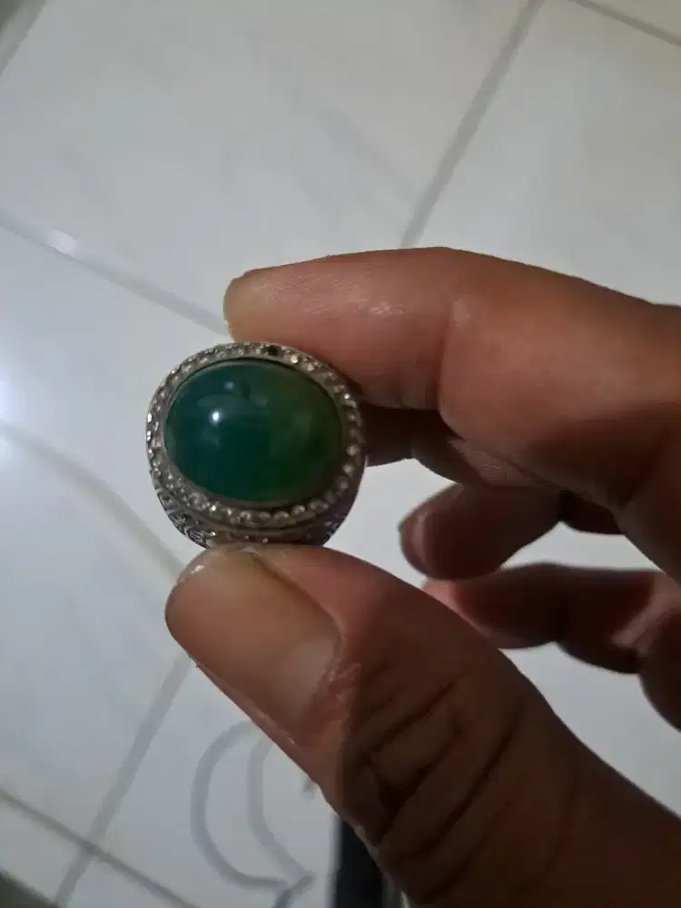 Cincin batu bacan