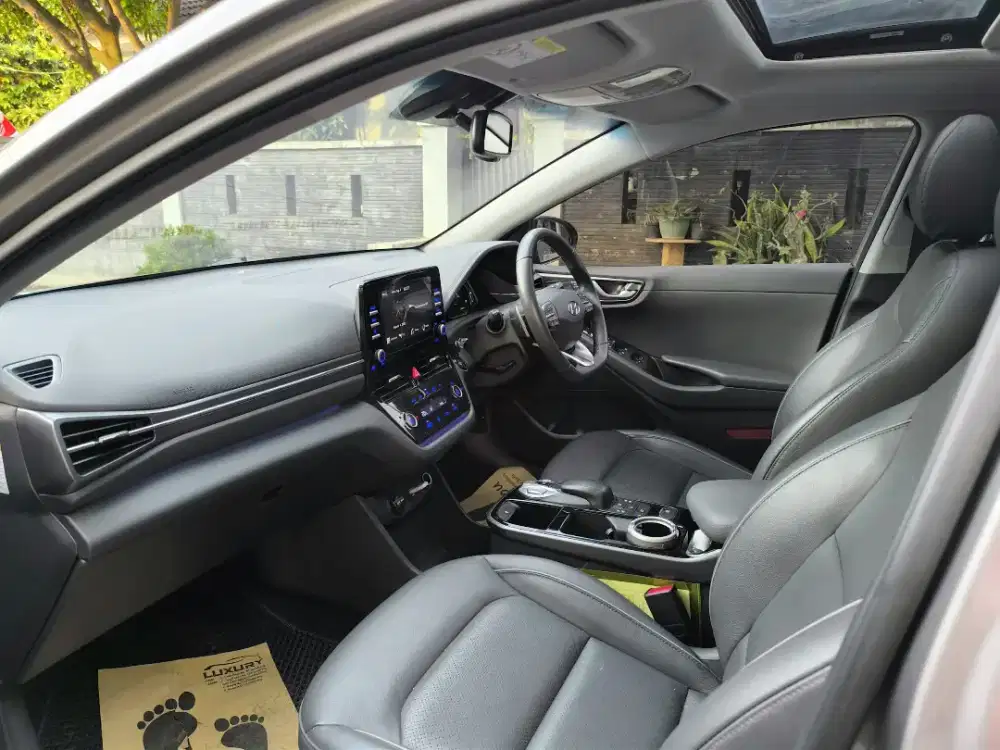 Hyundai Ioniq Signature Long Range 2021 Tgn 1,Kilometer 33Rb,Orisinil