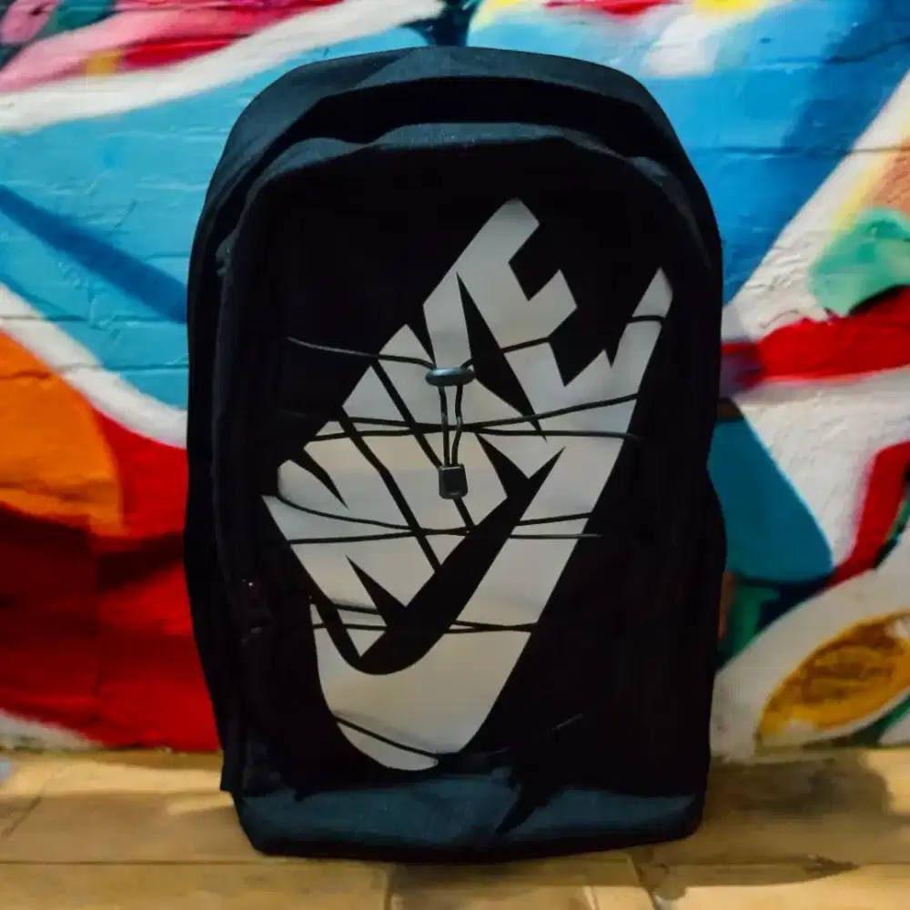 Tas Ransel Nike hitam sporty