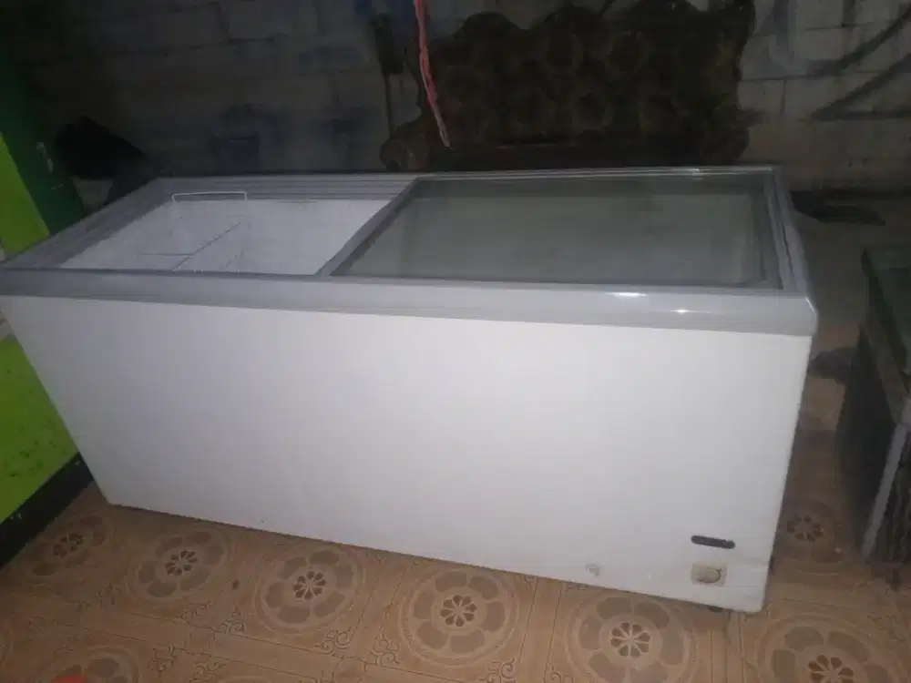 Berniaga jual feizzr