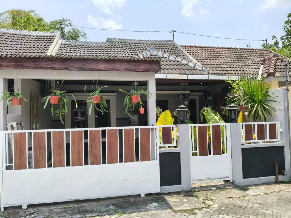 Dijual Rumah Dalam Perumahan 2 Kamar Tidur FULL FURNISHED di Wirokerten Bantul