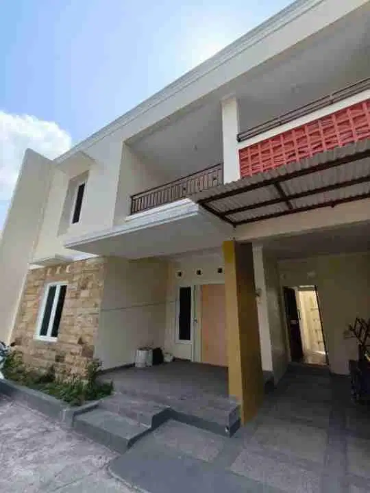 Jual cepat Rumah Murah Condongcatur 2Lt Hanya 875jt