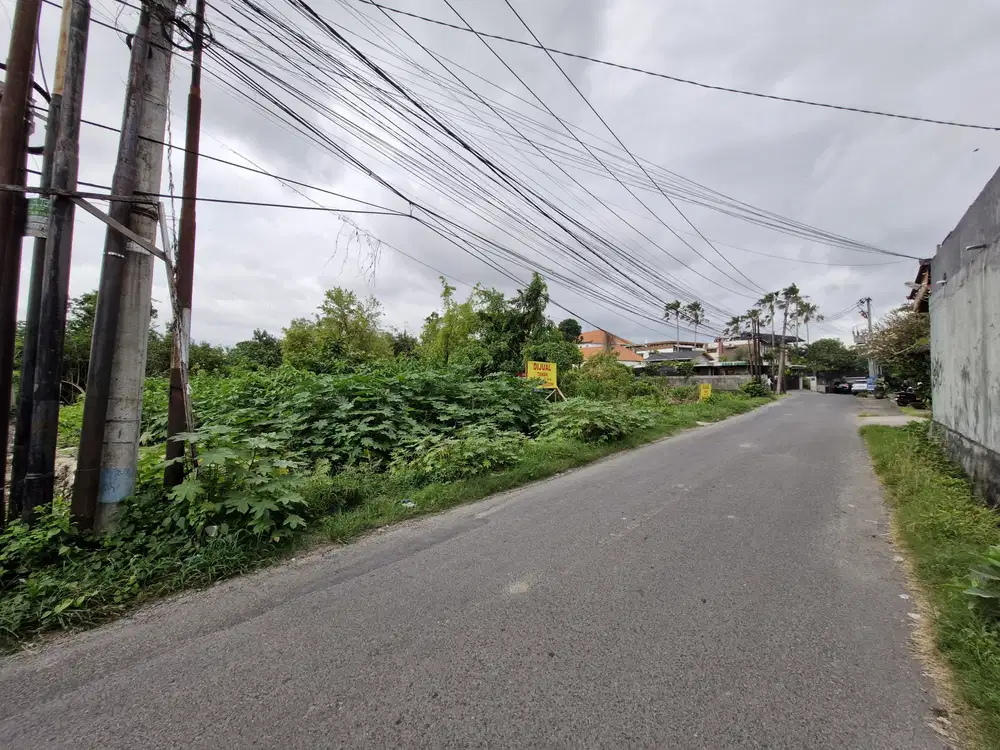 TANAH UKURAN KECIL AKSES JALAN ASPAL DI SEMINYAK