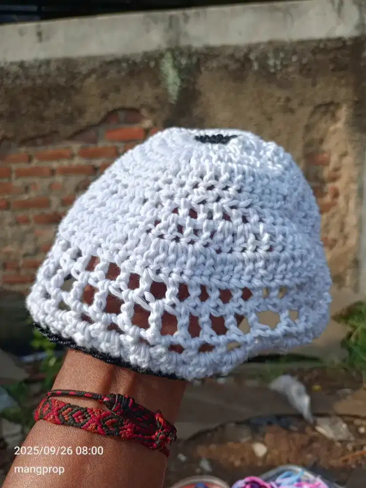 Kopiah rajut handmade katun