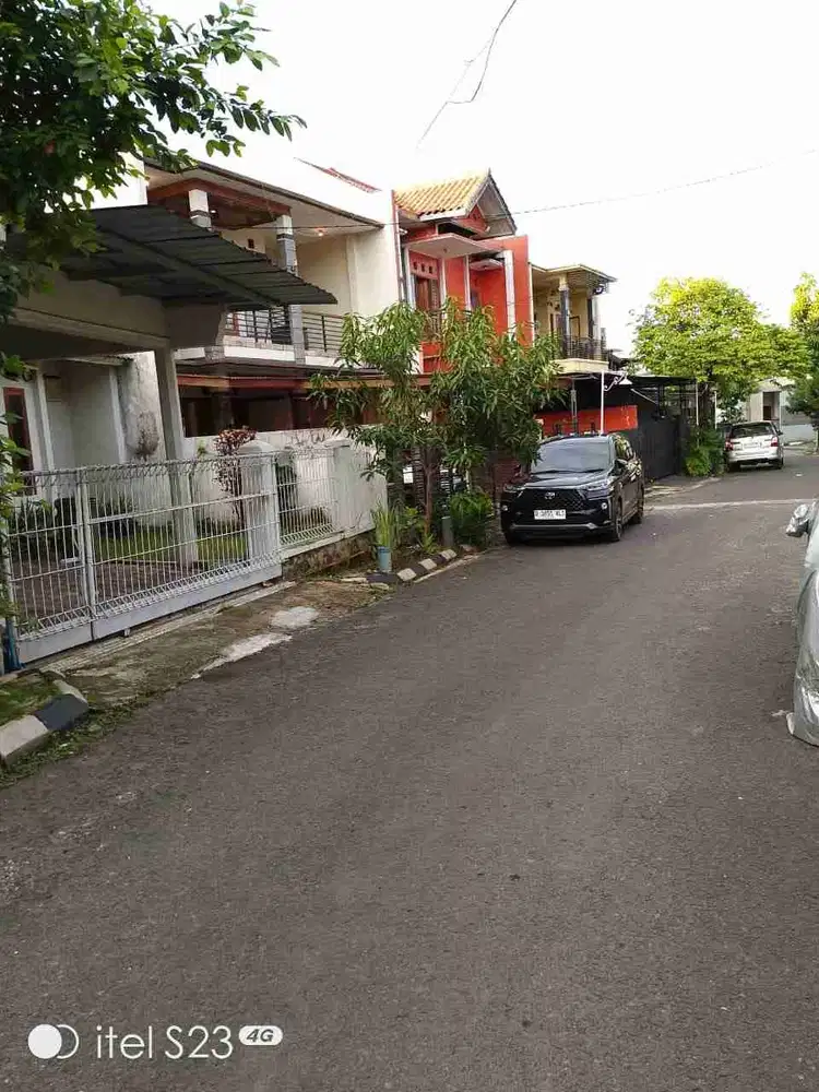 Dijual cepat rumah siap huni di Putraco Ujung Berung Indah
