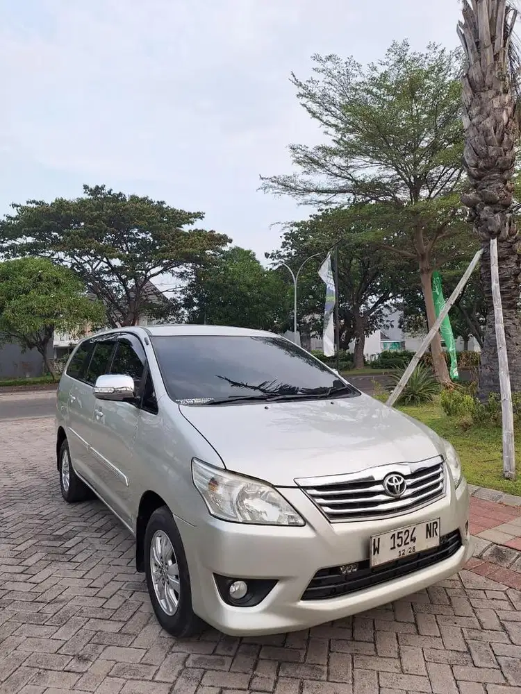 Innova diesel 2012 at