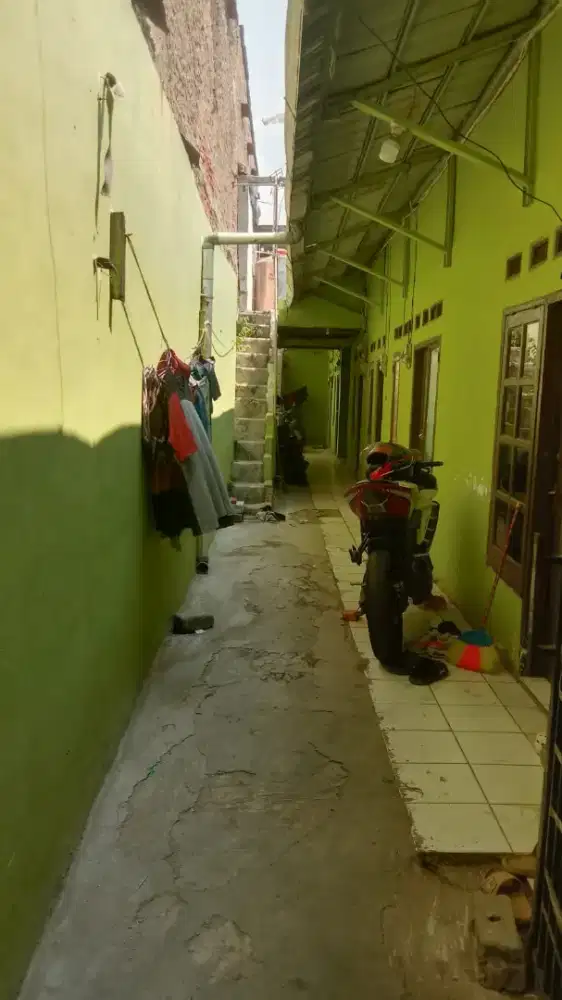 Jual kosan / kontrakan 23 kamar