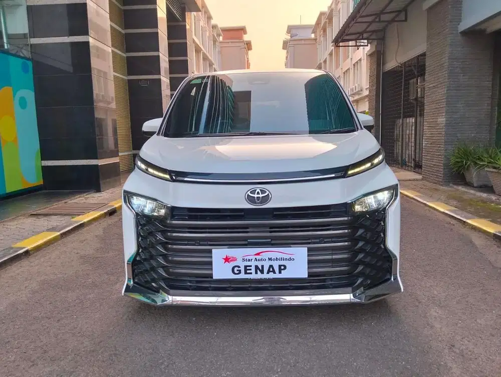 Toyota Voxy 2.0 AT 2022 TSS Like New dan TDP Ekonkmis