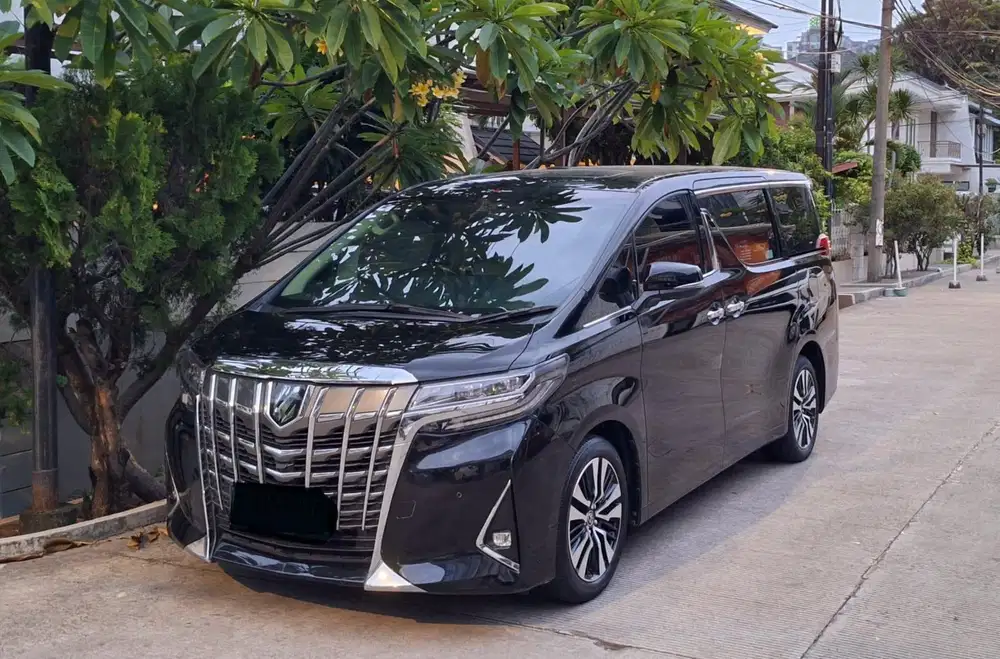 Alphard G 2021/20 hitam Cash