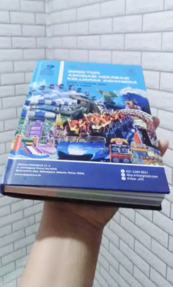 BUKU DESTINASI WISATA REKREASI 2025