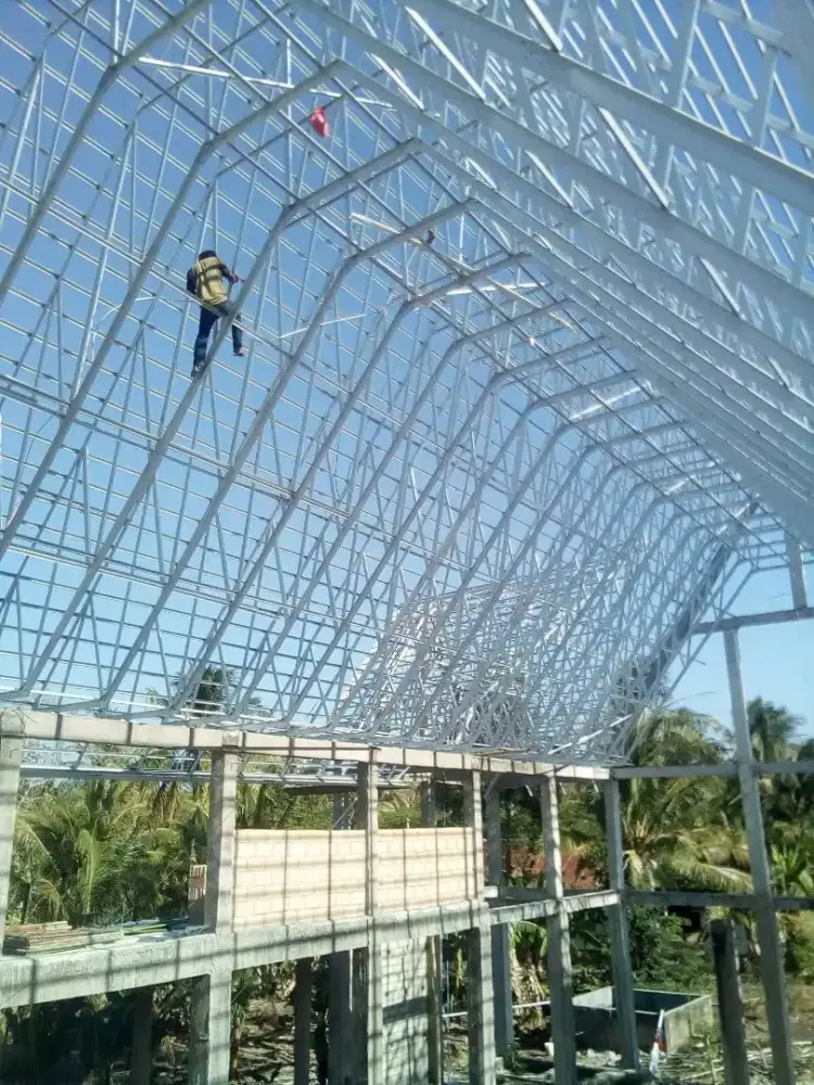 Pasang rangka baja ringan terpasang rapi