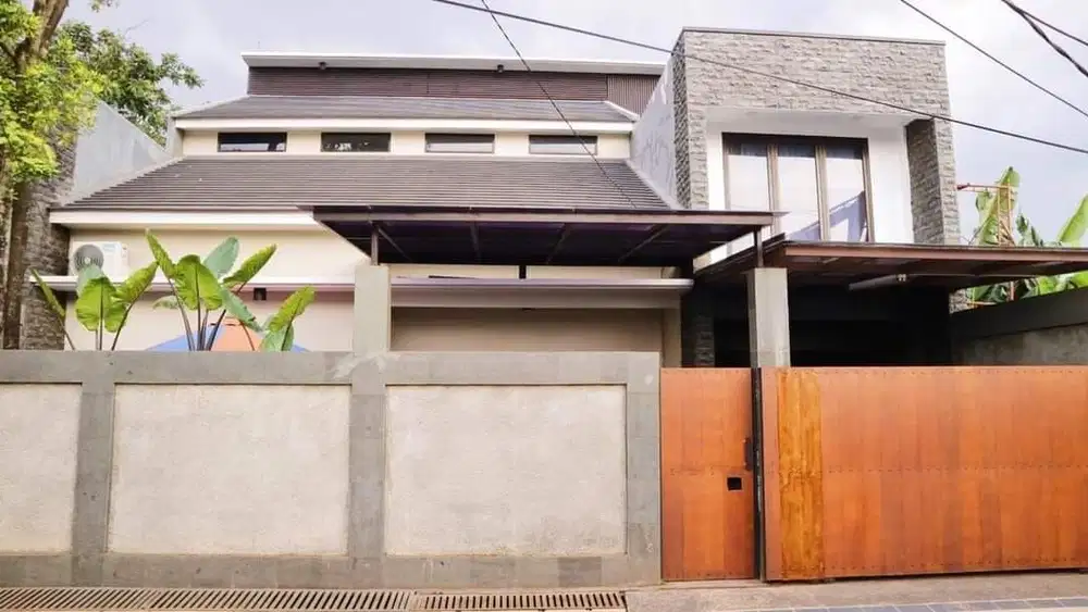 Dijual Rumah Modern Minimalis 3 lantai di Pamulang