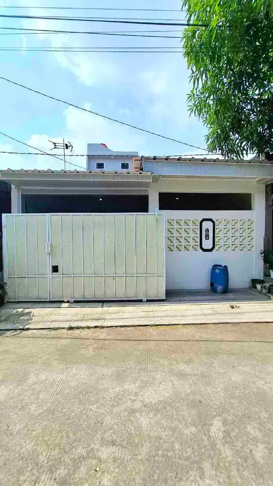 Dijual Rumah 1,5 Lantai siap Huni di Bekasu Timur Regensi 2 / BTR 2