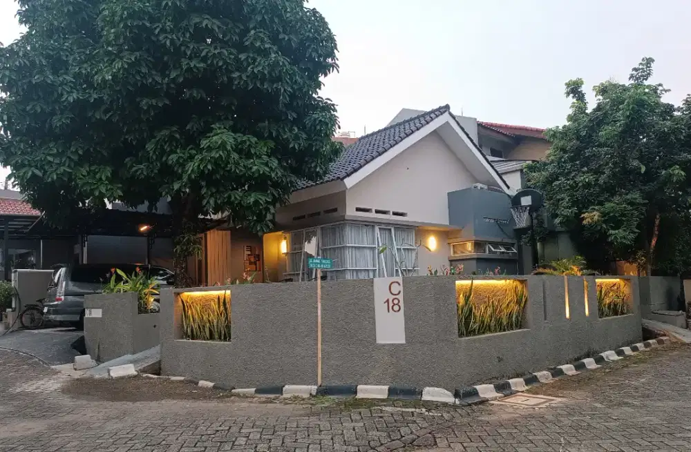 Dijual Rumah Hoek Permata Puri Laguna