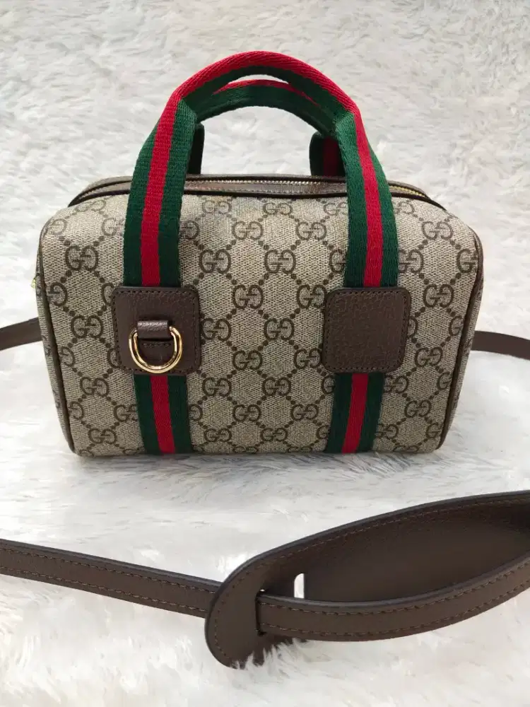 Luxury GUCCI slingbag sangat mewah dan elegan!