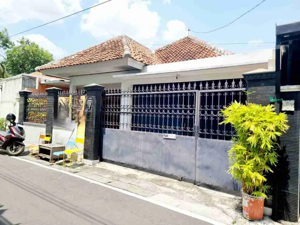 Rumah Luas Nyaman Strategis Dekat Mall Paragon Solo Kota