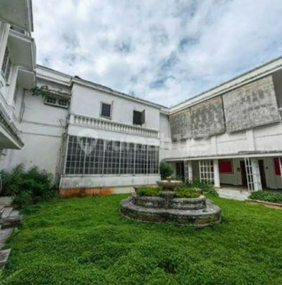 Rumah Classic di Kemang Jakarta Selatan