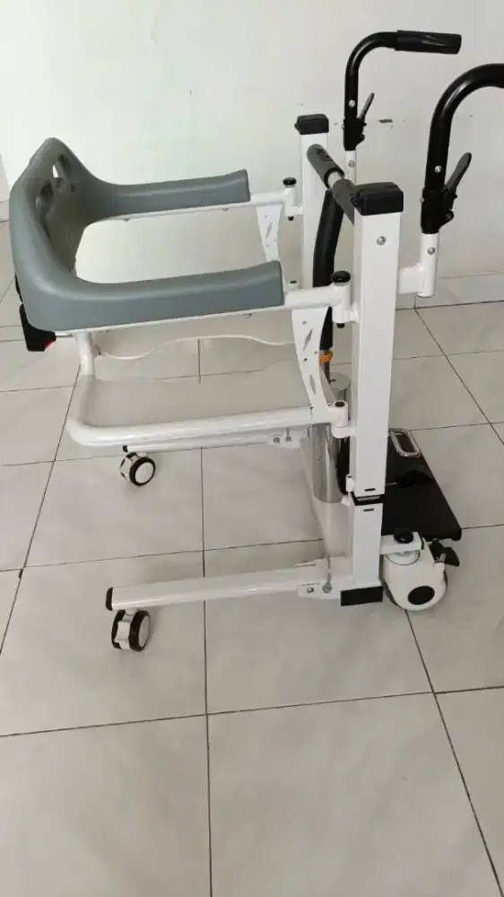 Kursi Roda Transfer Pasien