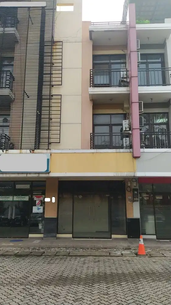 Ruko Kirana Cawang 3,5 Lantai Lokasi Sangat Strategis