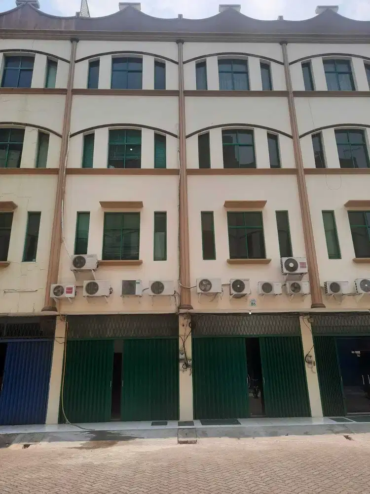 Ruko di Pluit Raya Siap Pakai 4.5 Lantai