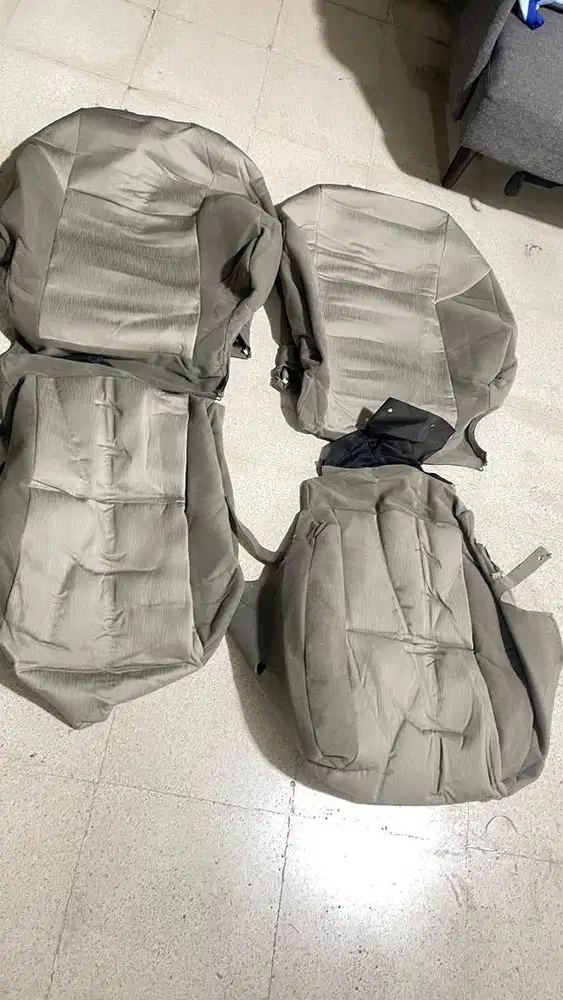 Jok Kain original Innova V tahun 2012