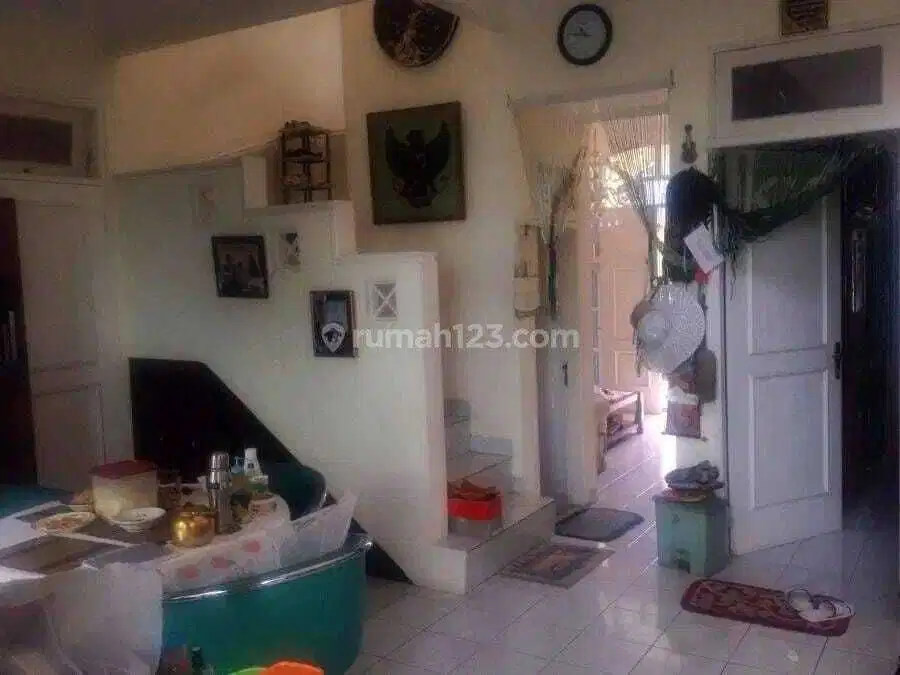 Rumah di Vila Dago Pamulang Luas 220m