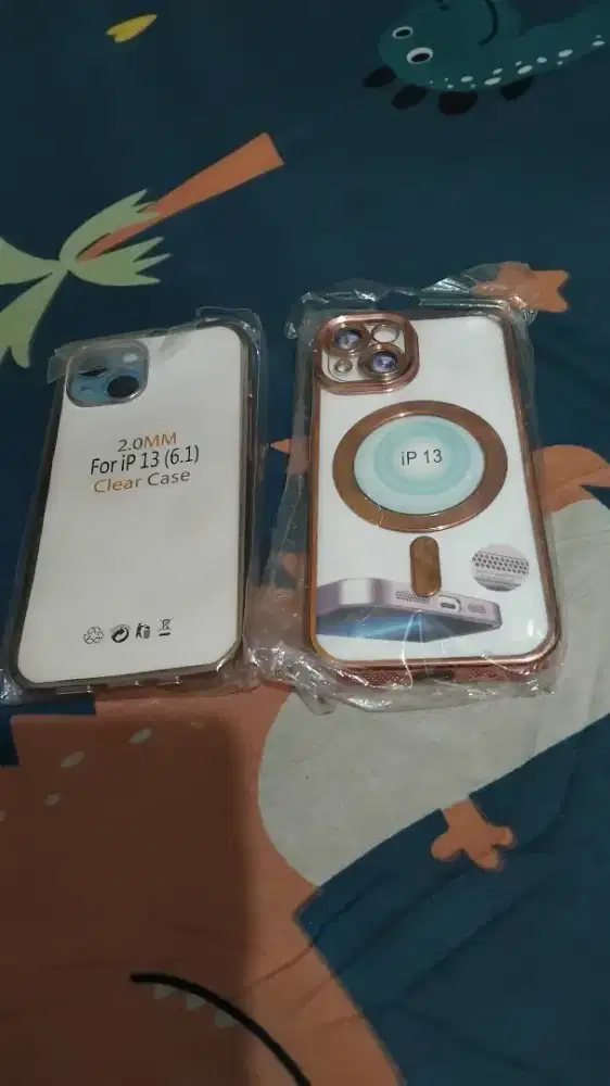 Casing hp iphone 13 masih mulus bisa kurang