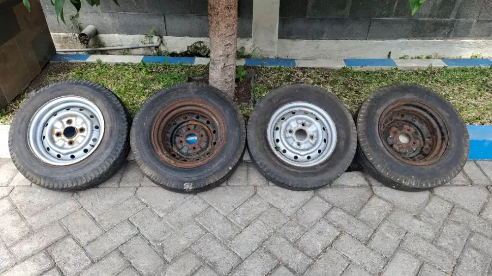 Velg ori Kijang Kotak tahun 86