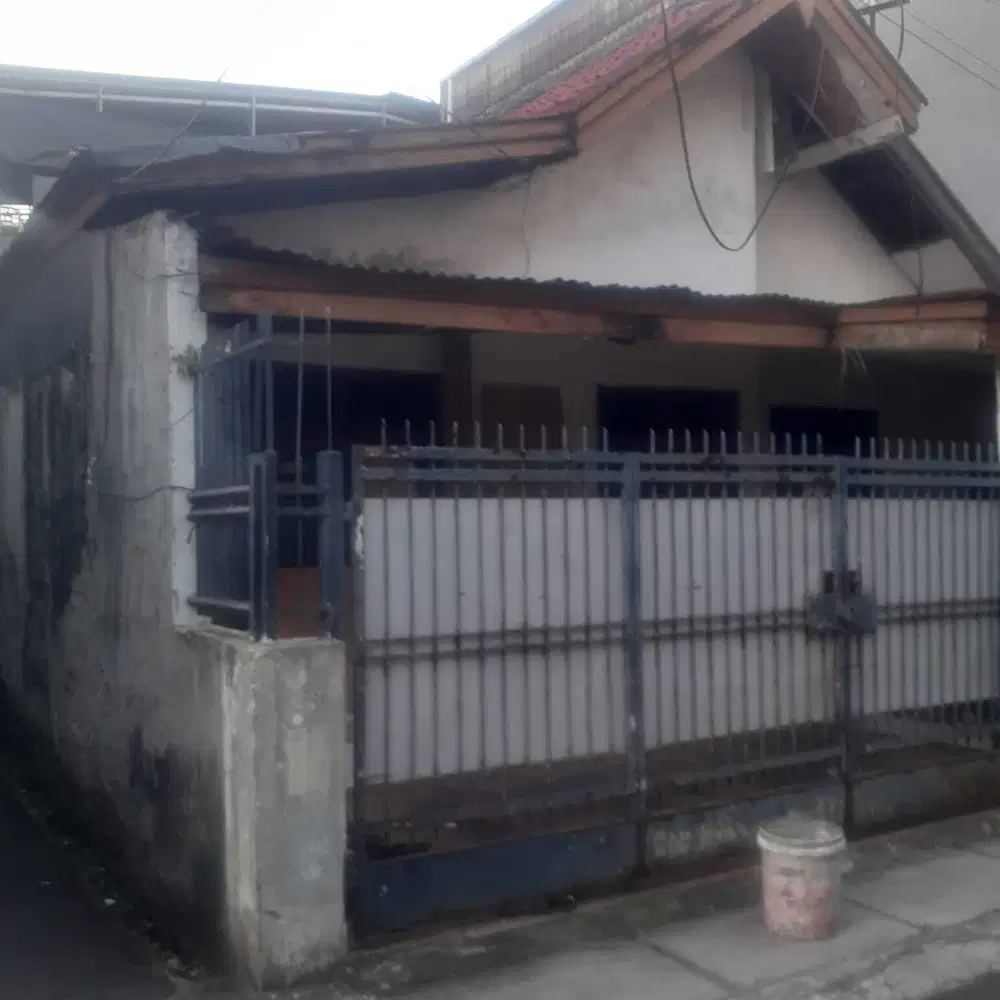 Rumah Tua di Benhil Bendungan Hilir Luas 125m Cocok Kost2an