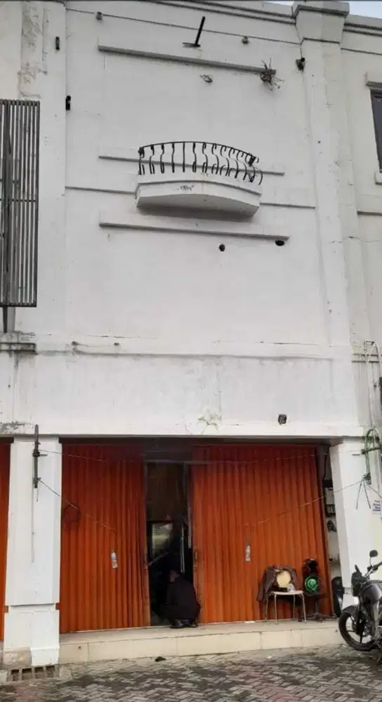 Ruko di Serpong Raya 4 Lantai Siap Pakai