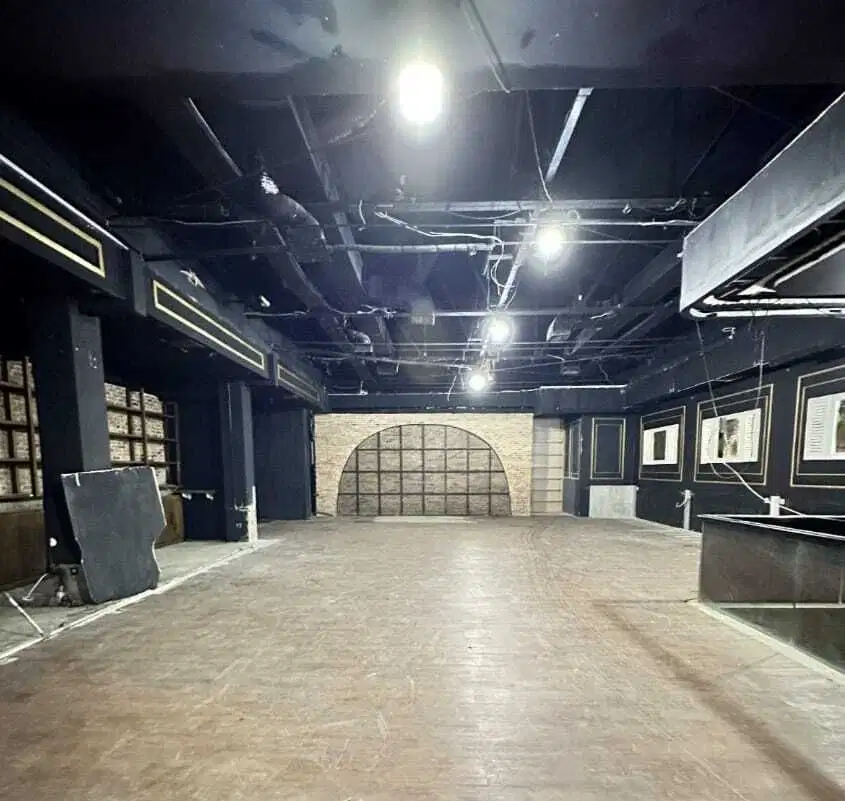 Gedung di Kemang Raya Cocok Untuk Showroom, Resto, Kantor