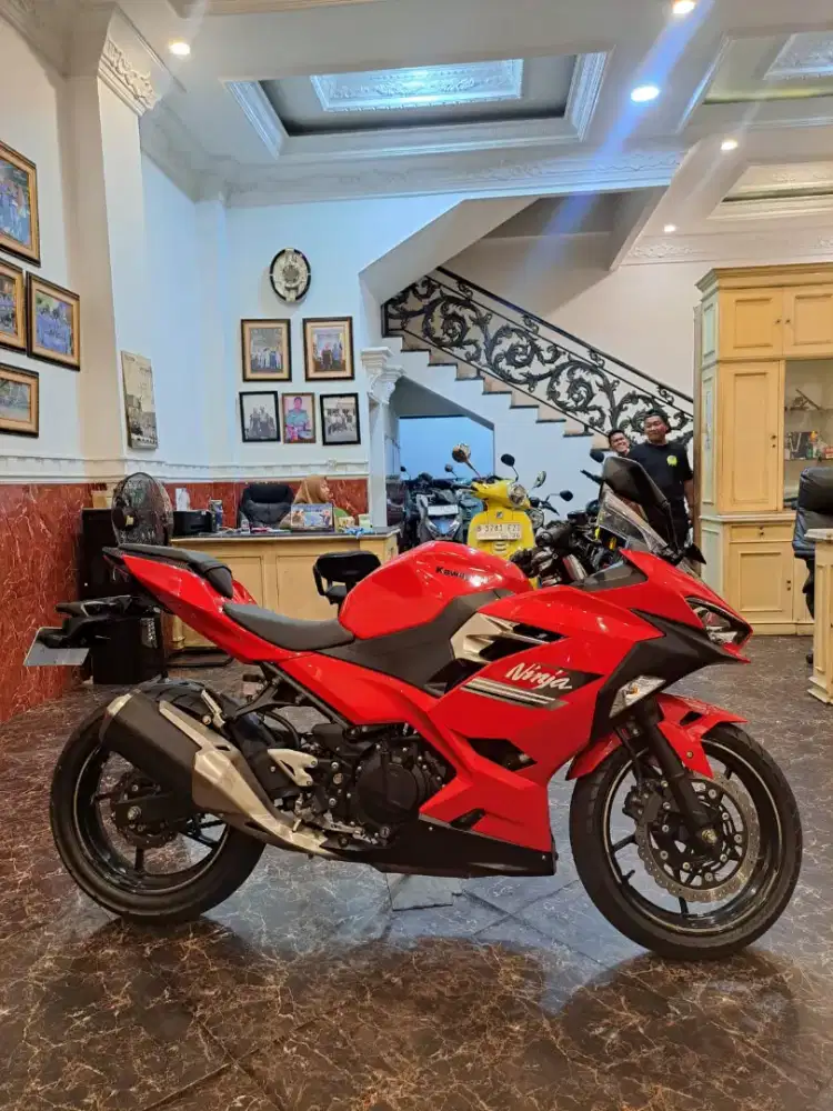 HUB KOM DP 500 RB NINJA 250 FI 2023 MOTOR GRES KAYA BARU KM LOW