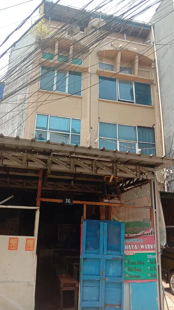 Ruko Gandeng 4 Lantai di Pasar Baru Jakarta Pusat
