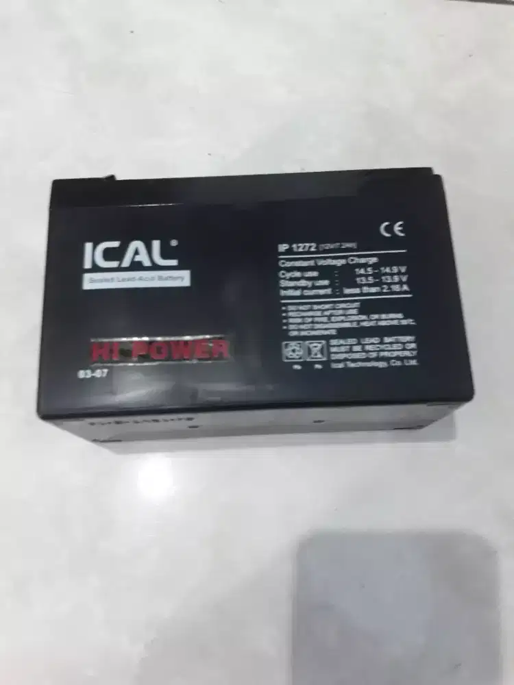 Aki bekas UPS 12V 7.2 AH